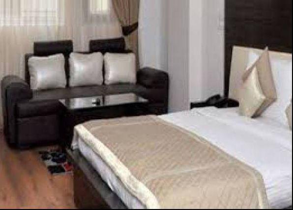 Hotel Dwaraka Paradise Haiderabad Buitenkant foto